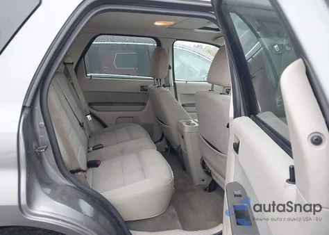 2010 Ford Escape Xlt из США, поврежденный, VIN 1FMCU0D71AKB52427